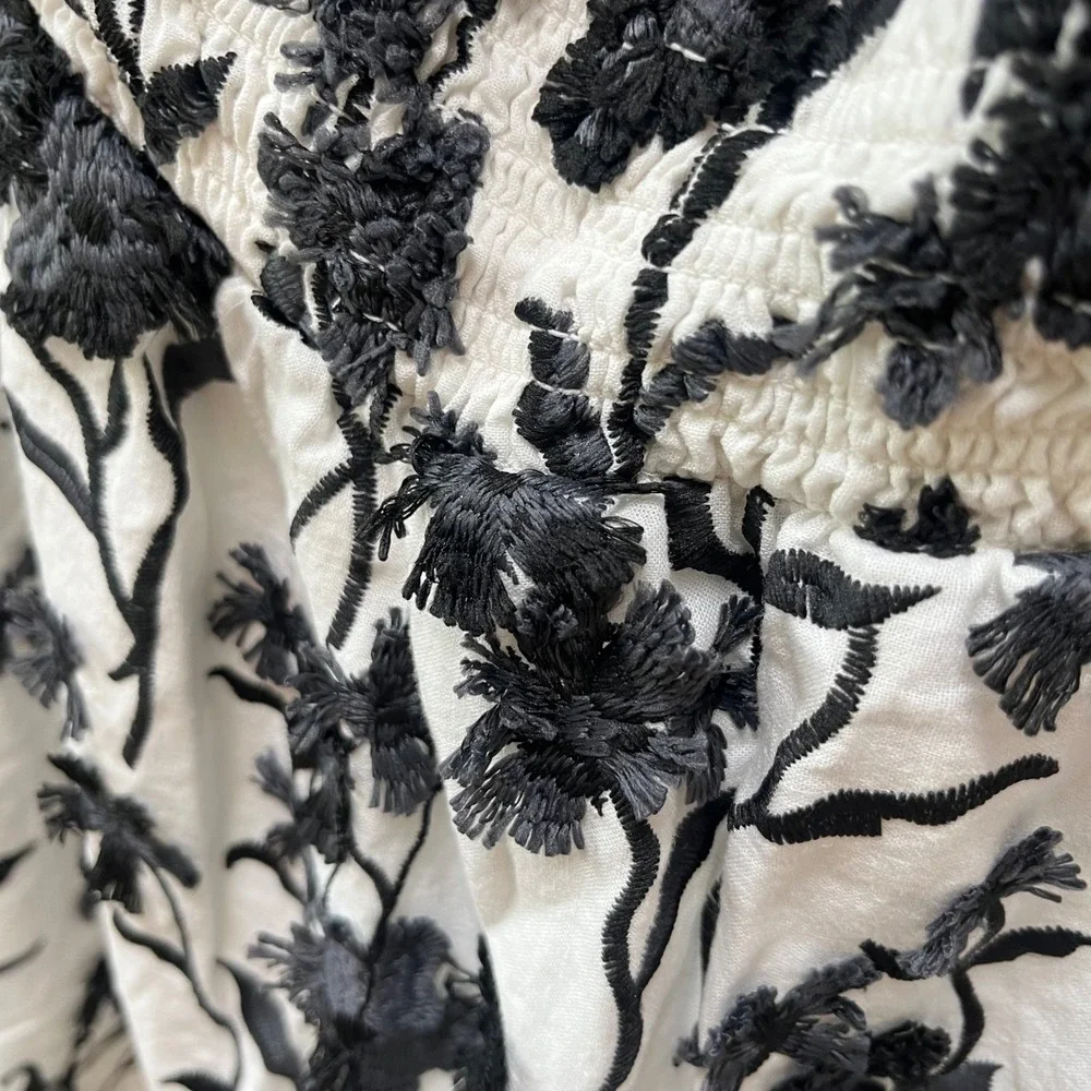 Anthropologie Black White Floral Embroidered Linen Puff Sleeve Top US 14